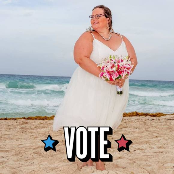 Meet your Posher, Shelly - Picture 1 of 1